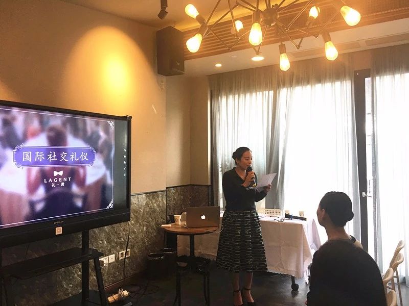 1608695551747759.jpg 03.jpg