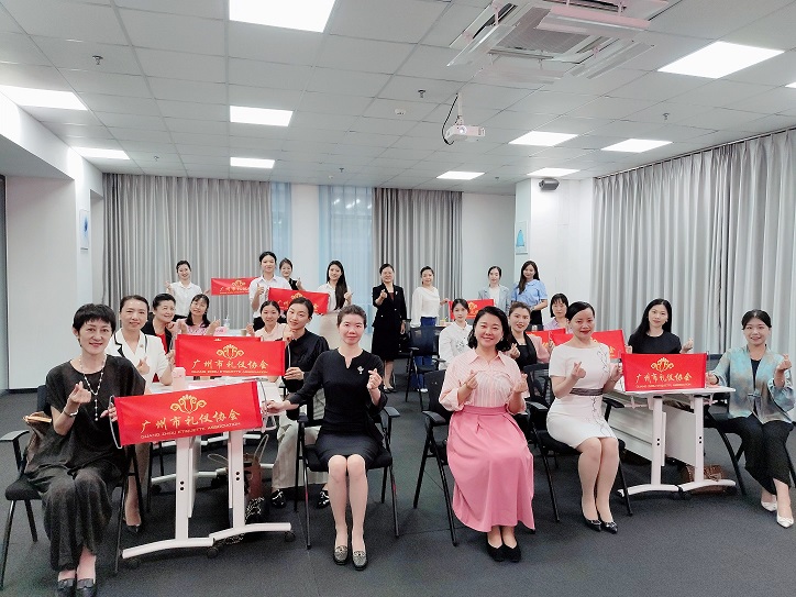 1718608317300666.jpg IMG_20240615_182247.jpg